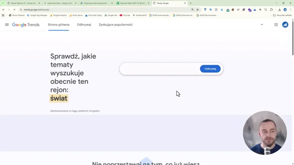 Zrzut ekranu przedstawiający stronę główną Google Trends i opcje wyszukiwania